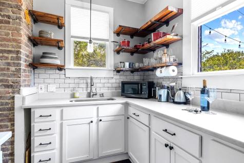 695 King Street Charleston SC 29403