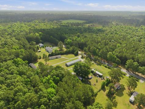 1154 Edgewater Road Pineville SC 29468