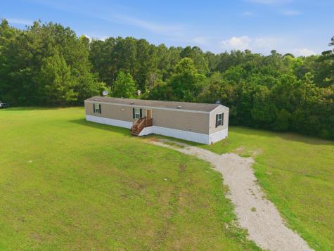 1154 Edgewater Road Pineville SC 29468