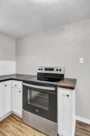 2021 Fremont Street Charleston SC 29412