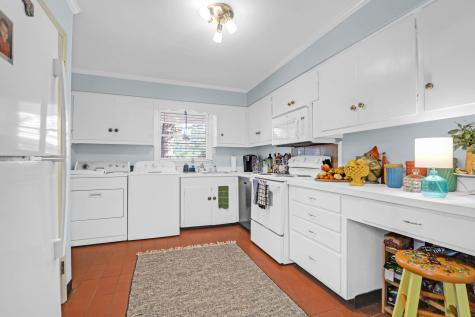 102 Candlelite Path Summerville SC 29483