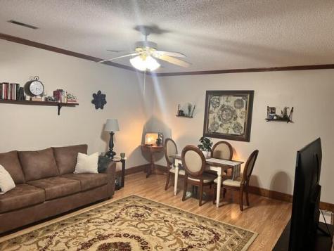 40 W Rigby Street Manning SC 29102