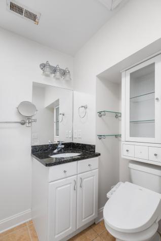 348 King Street Charleston SC 29401