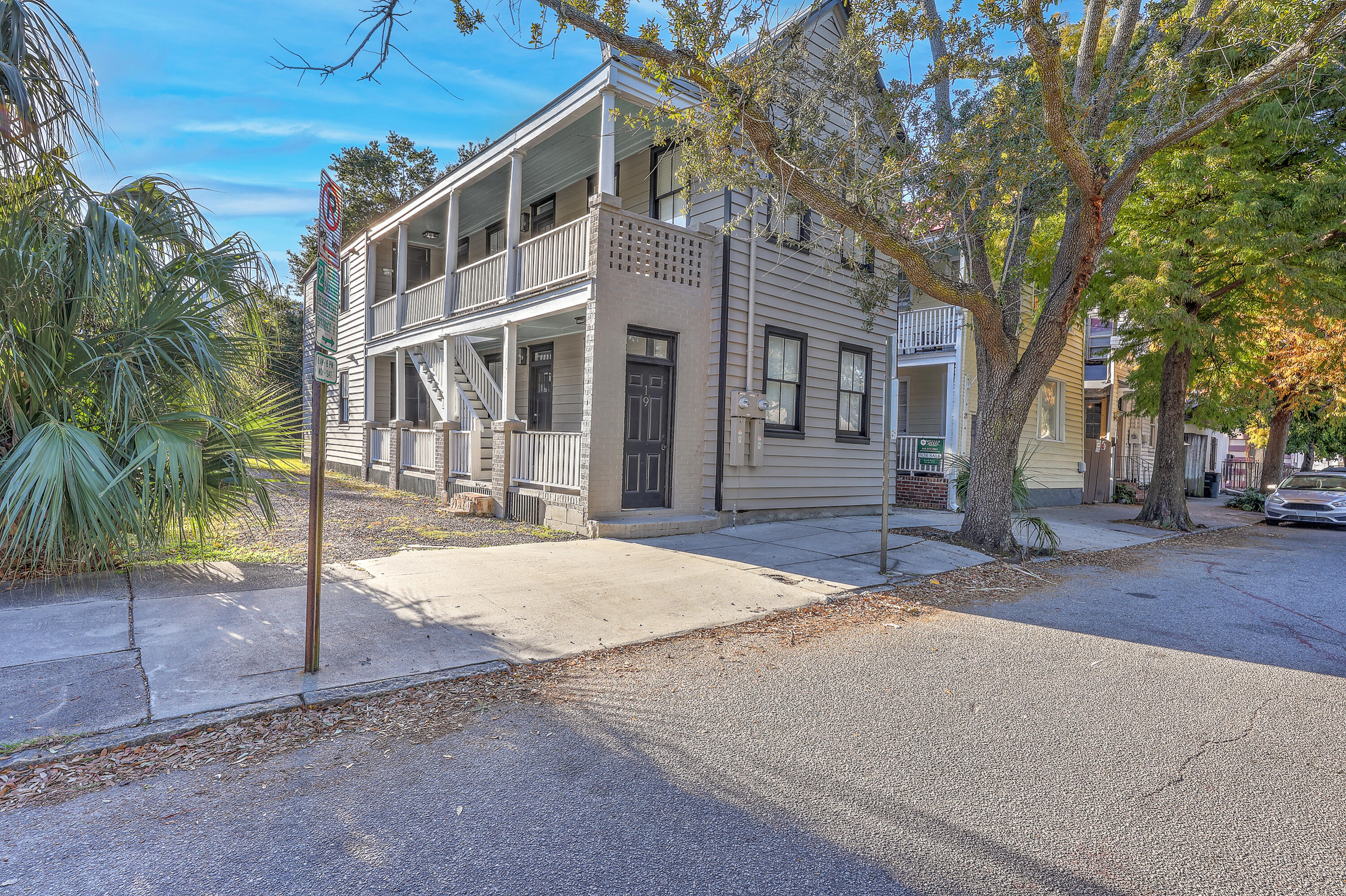 19 America Street Charleston SC 29403
