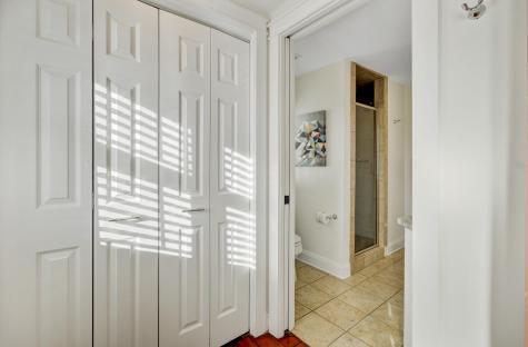 165 Spring Street Charleston SC 29403