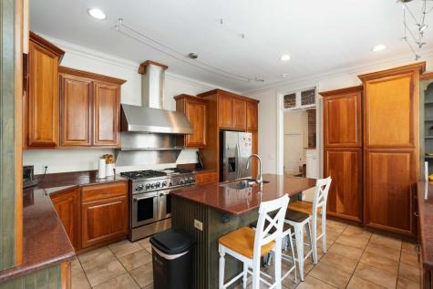 77 Pitt Street Charleston SC 29403