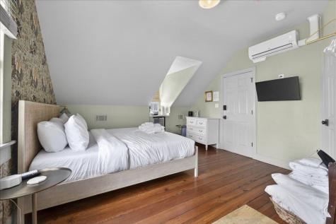 201 Ashley Avenue Charleston SC 29403