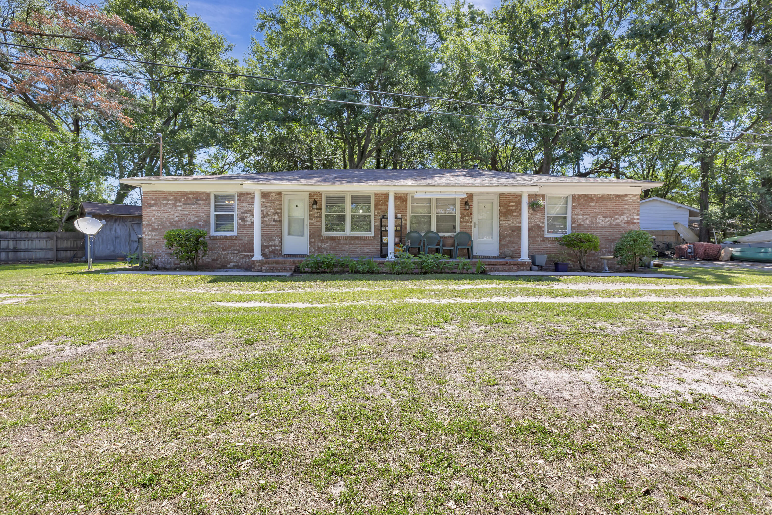 1746 E Avalon Circle Charleston SC 29407