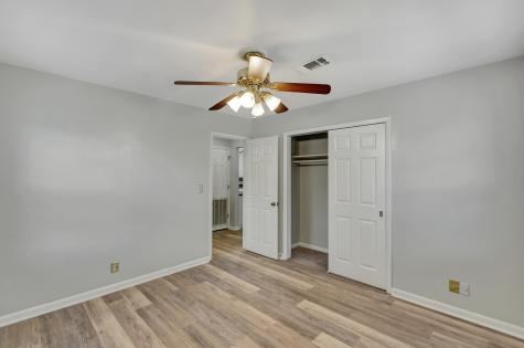 1746 E Avalon Circle Charleston SC 29407