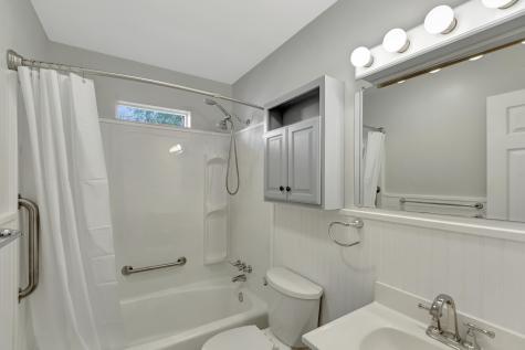 1746 E Avalon Circle Charleston SC 29407