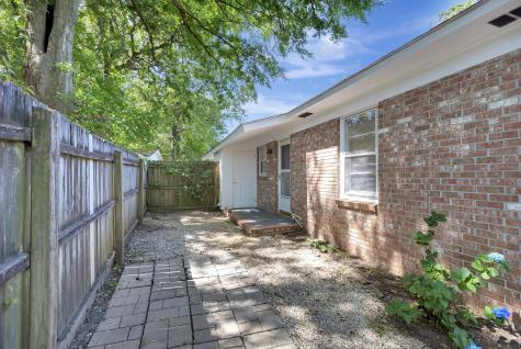 1746 E Avalon Circle Charleston SC 29407