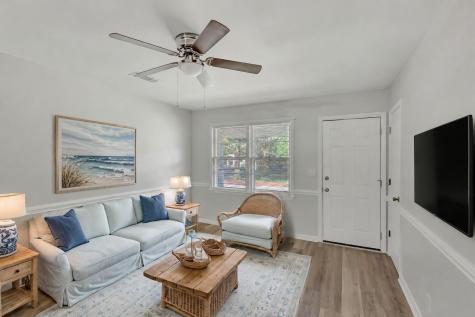 1746 E Avalon Circle Charleston SC 29407