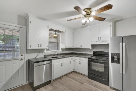 1746 E Avalon Circle Charleston SC 29407
