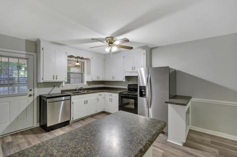 1746 E Avalon Circle Charleston SC 29407
