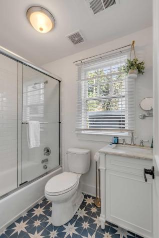 140 Spring Street Charleston SC 29403