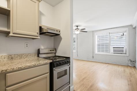 76 Nassau Charleston SC 29403