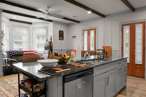 321 Ashley Avenue Charleston SC 29403