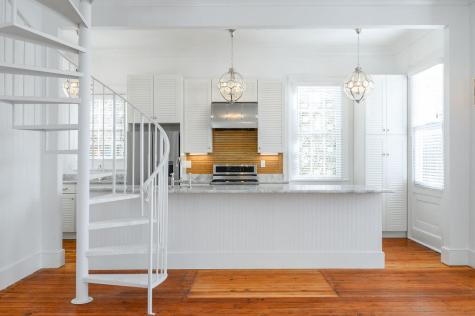 176 Broad Street Charleston SC 29401