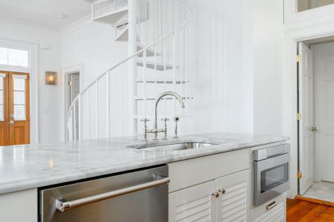 176 Broad Street Charleston SC 29401