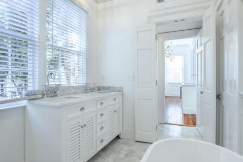 176 Broad Street Charleston SC 29401