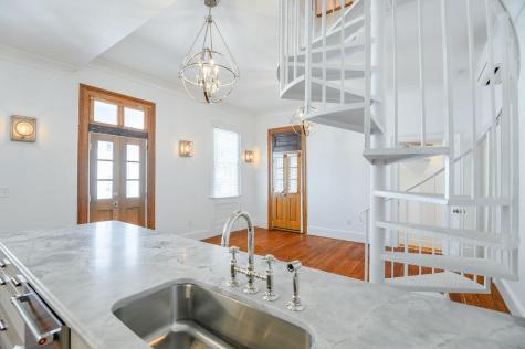 176 Broad Street Charleston SC 29401
