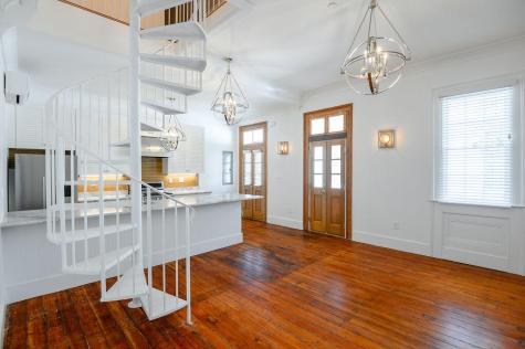 176 Broad Street Charleston SC 29401