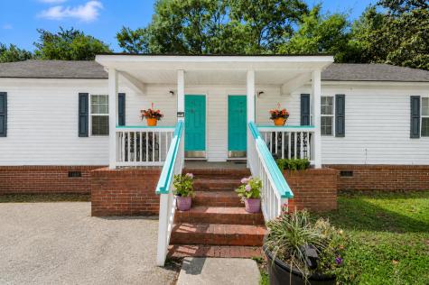 7625 E Oakridge Circle North Charleston SC 29420