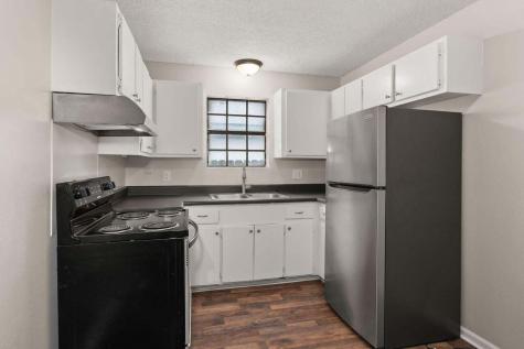 1820 Iris Street North Charleston SC 29405