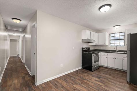 1820 Iris Street North Charleston SC 29405