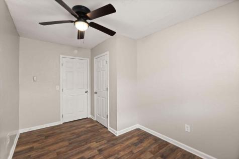 1820 Iris Street North Charleston SC 29405