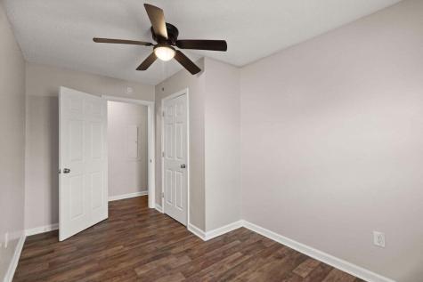 1820 Iris Street North Charleston SC 29405