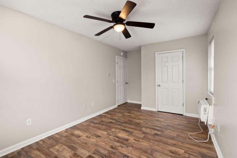 1820 Iris Street North Charleston SC 29405
