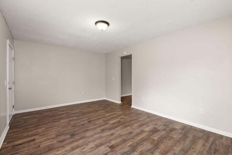 1820 Iris Street North Charleston SC 29405