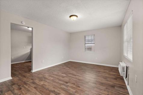 1820 Iris Street North Charleston SC 29405
