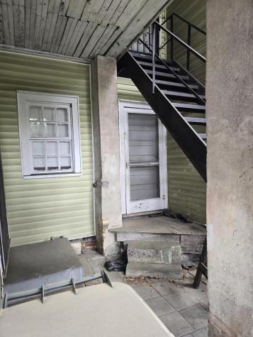 166 President Charleston SC 29403