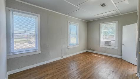 1902 Iris Street North Charleston SC 29405