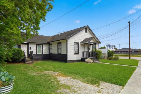 1902 Iris Street North Charleston SC 29405
