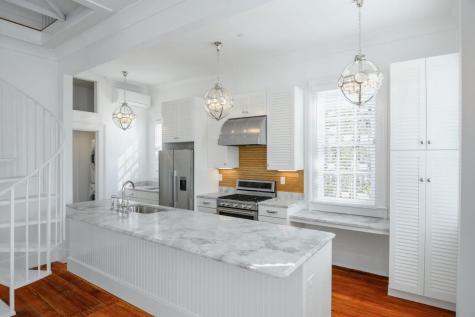 176-178 Broad Street Charleston SC 29401