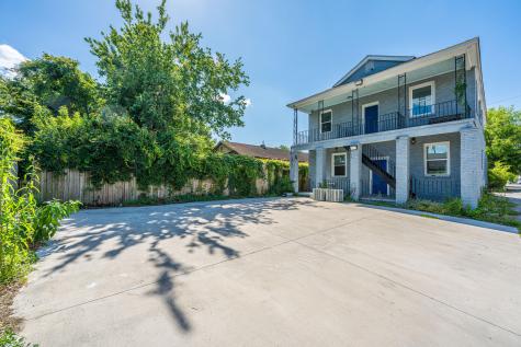 2001 Hugo Avenue North Charleston SC 29405