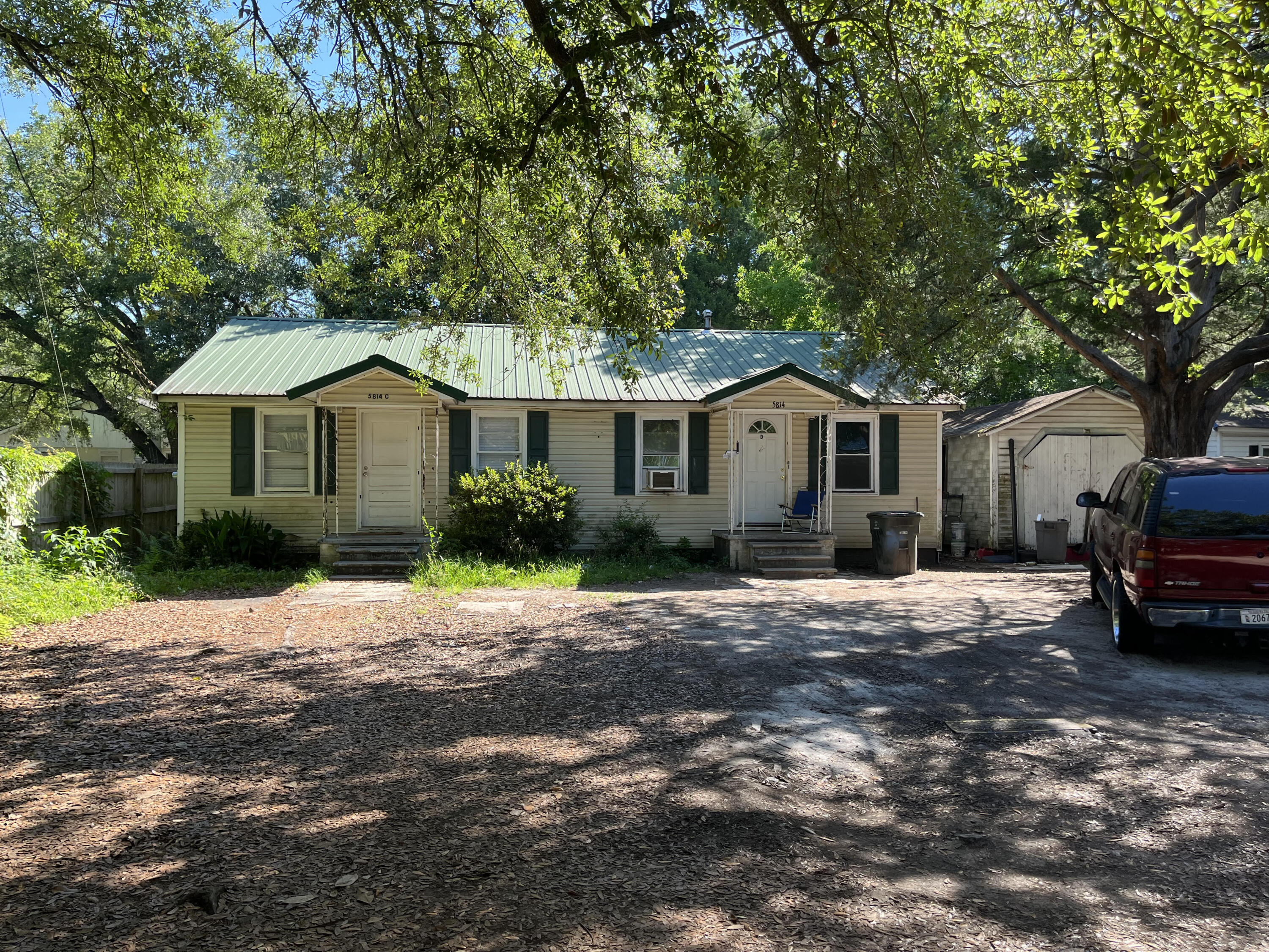 5814 Robinson Street Hanahan SC 29410