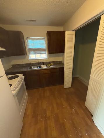 1906 Norwood Street North Charleston SC 29405