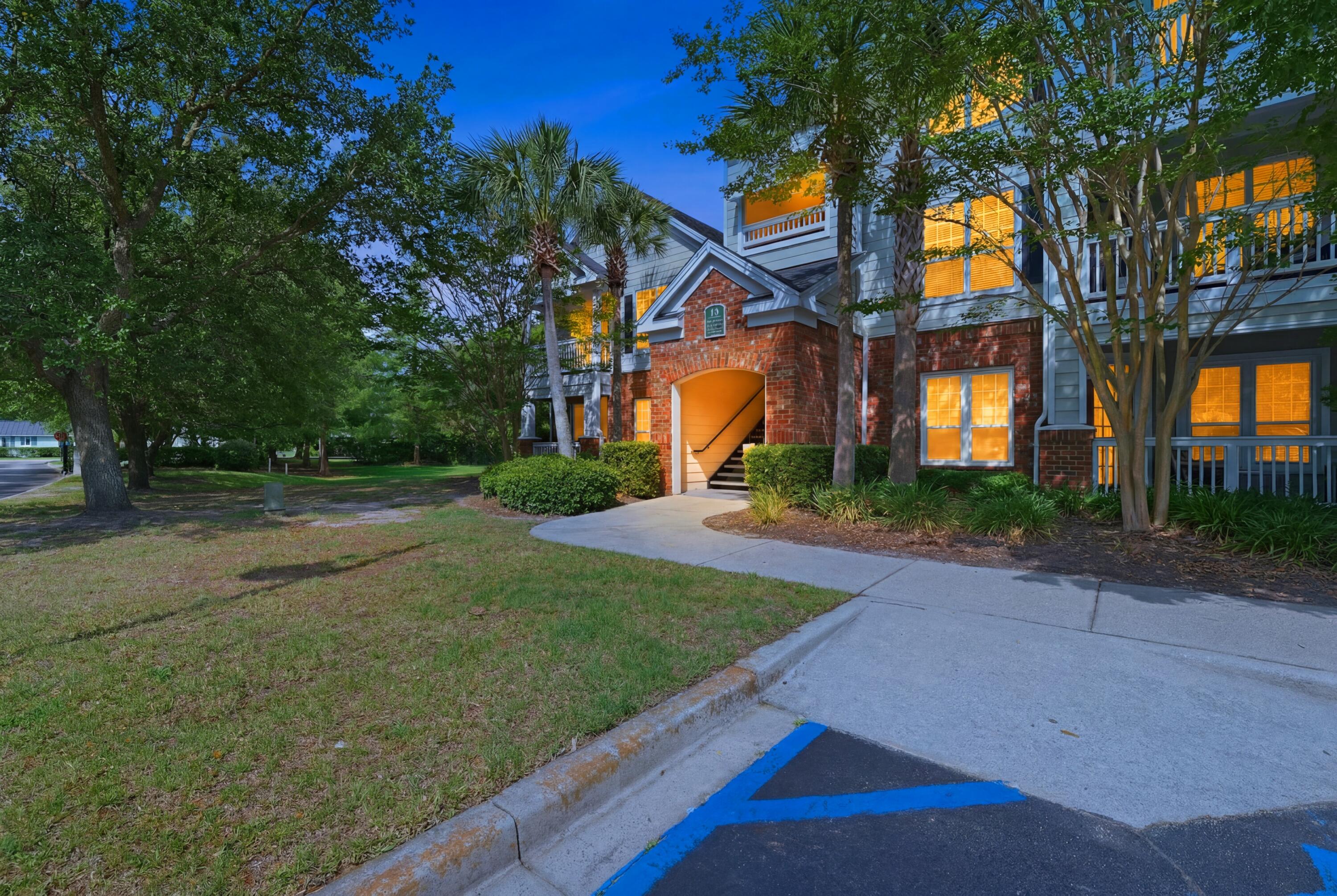 45 Sycamore Avenue Charleston SC 29407