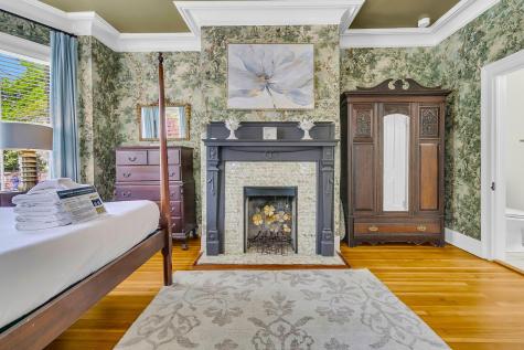 184 Ashley Avenue Charleston SC 29403