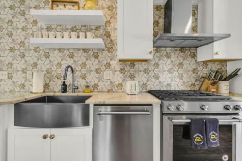 184 Ashley Avenue Charleston SC 29403