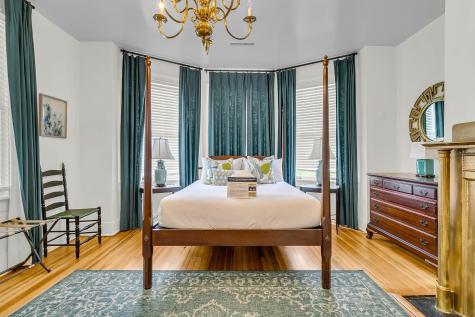 184 Ashley Avenue Charleston SC 29403