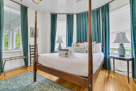 184 Ashley Avenue Charleston SC 29403