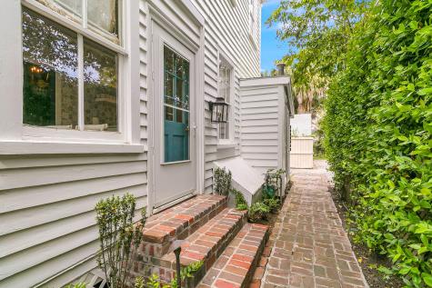 184 Ashley Avenue Charleston SC 29403