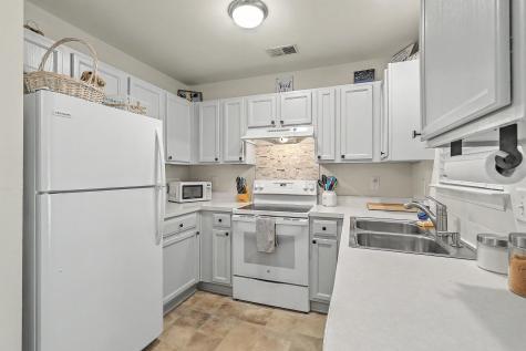 7982 Shadow Oak Drive North Charleston SC 29406