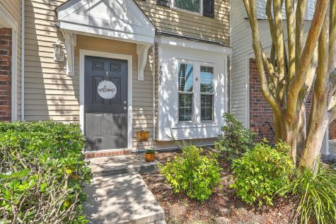 7982 Shadow Oak Drive North Charleston SC 29406