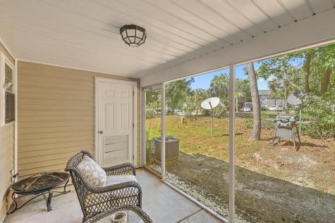 7982 Shadow Oak Drive North Charleston SC 29406